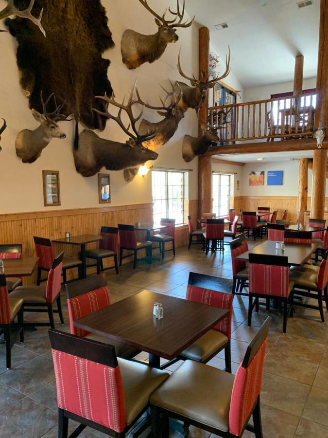 The Antler Lodge - Gardiner Exterior foto